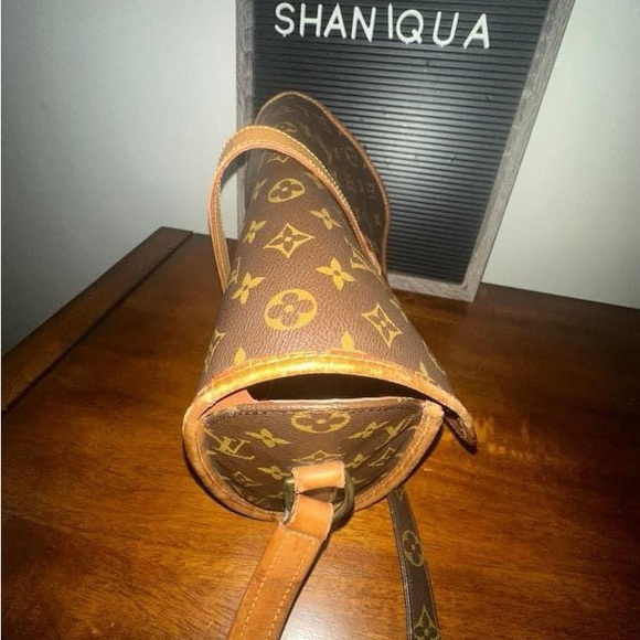 Louis Vuitton Monogram Marne - Picture 4 of 13